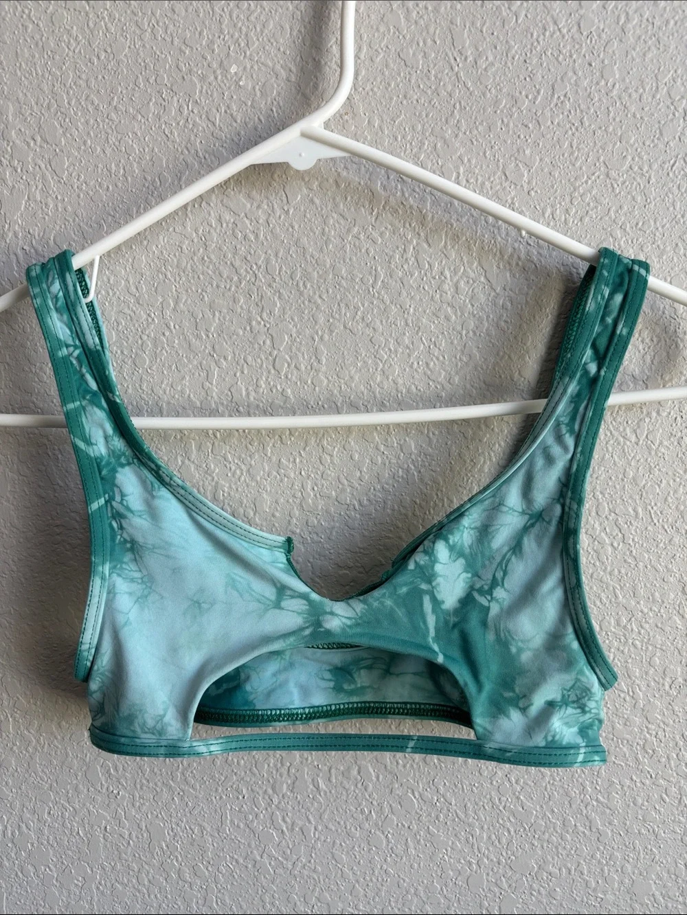 Frankie's Bikini Revolve Emerald Tie Dye Briar Top size Small
